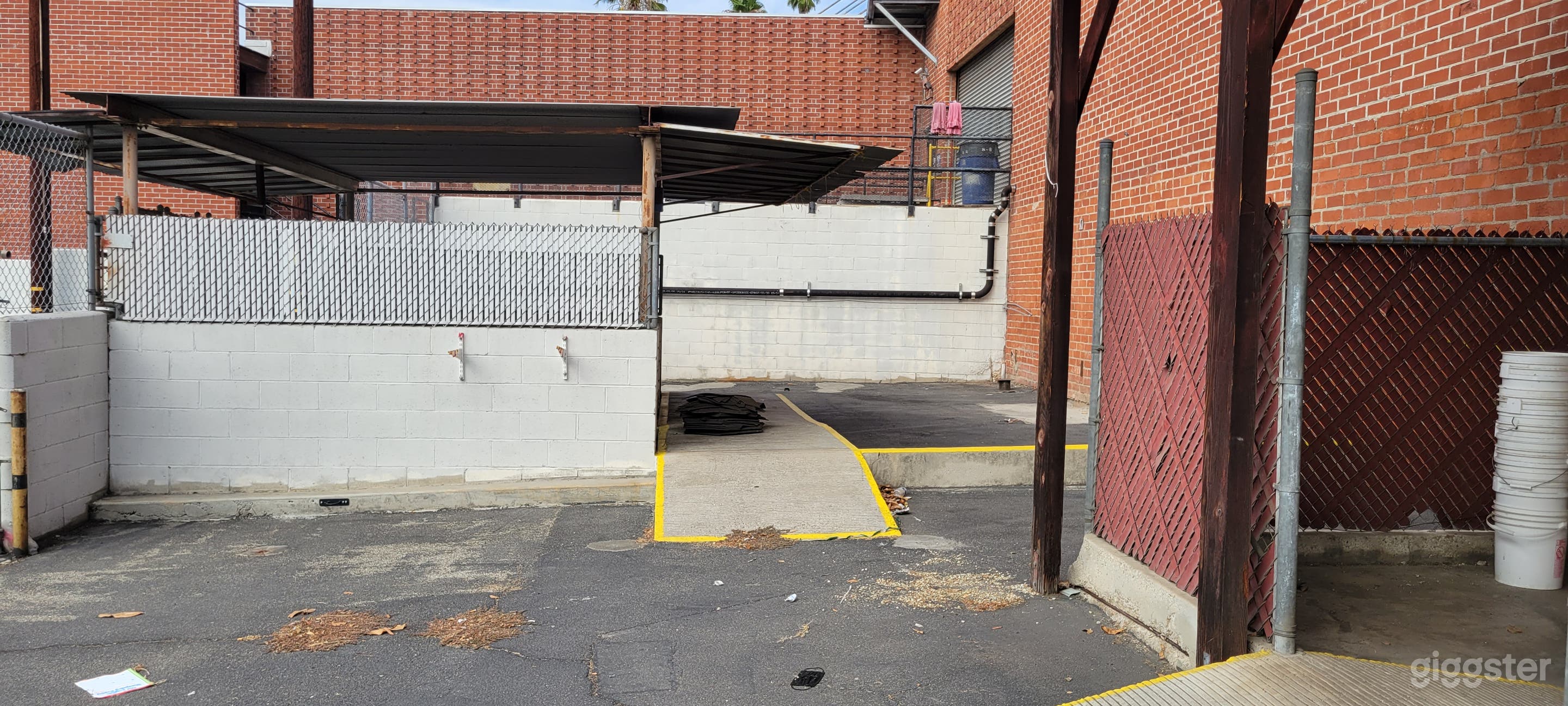 Spacious Fitness Outdoor Area #2 Photo 3