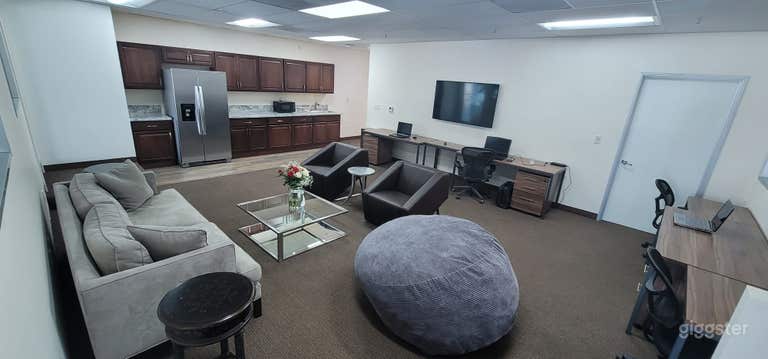  upstairs lounge and waiting area 