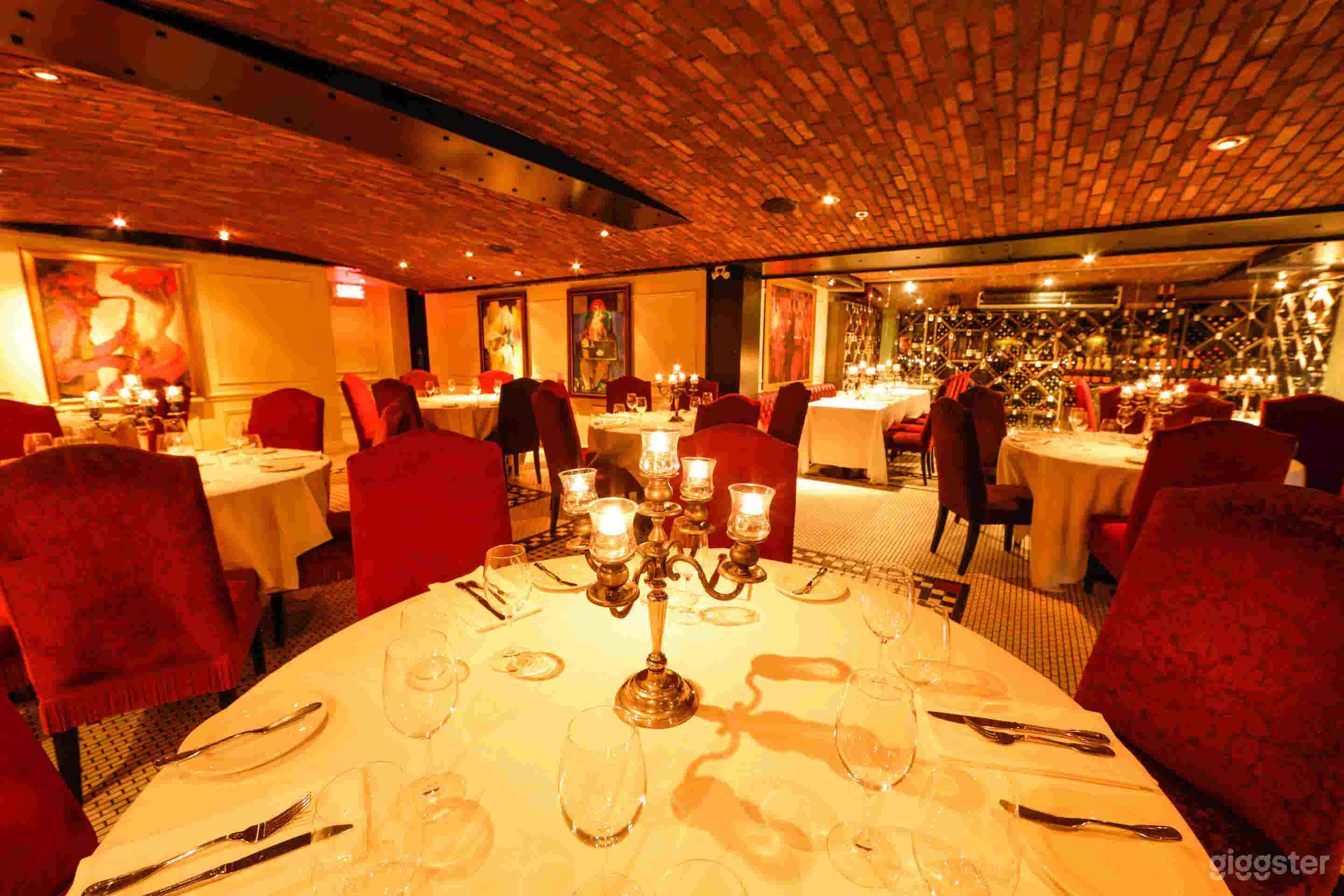 LE CELLIER (Wine Cellar) Photo 4