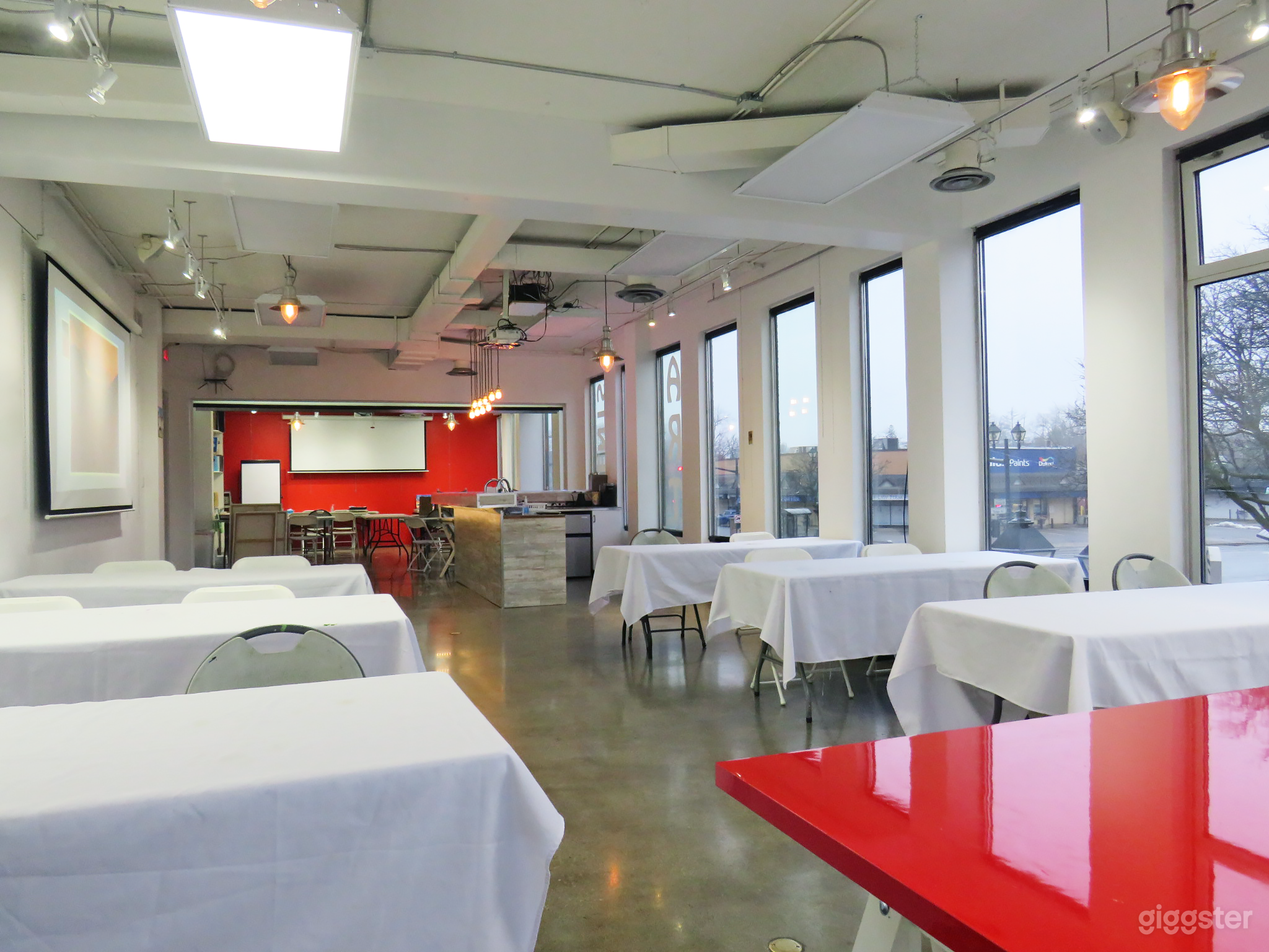 Art Studio in Richmond Hill Photo 4