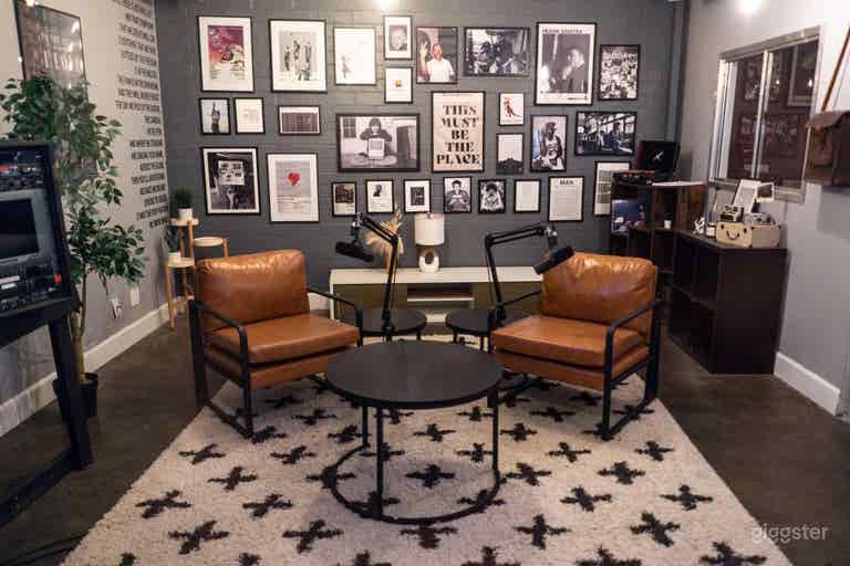  Podcast Recording Studio Space 