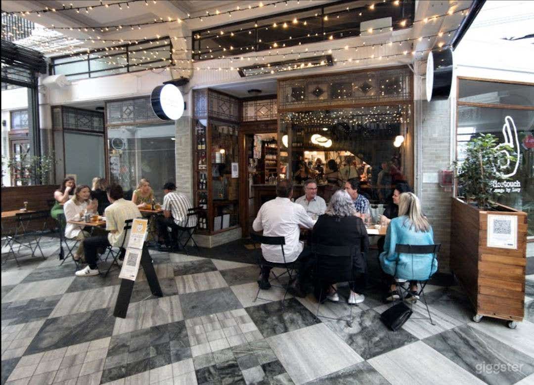 Cozy and Intimate Restaurant w/ Wine Bars Photo 1