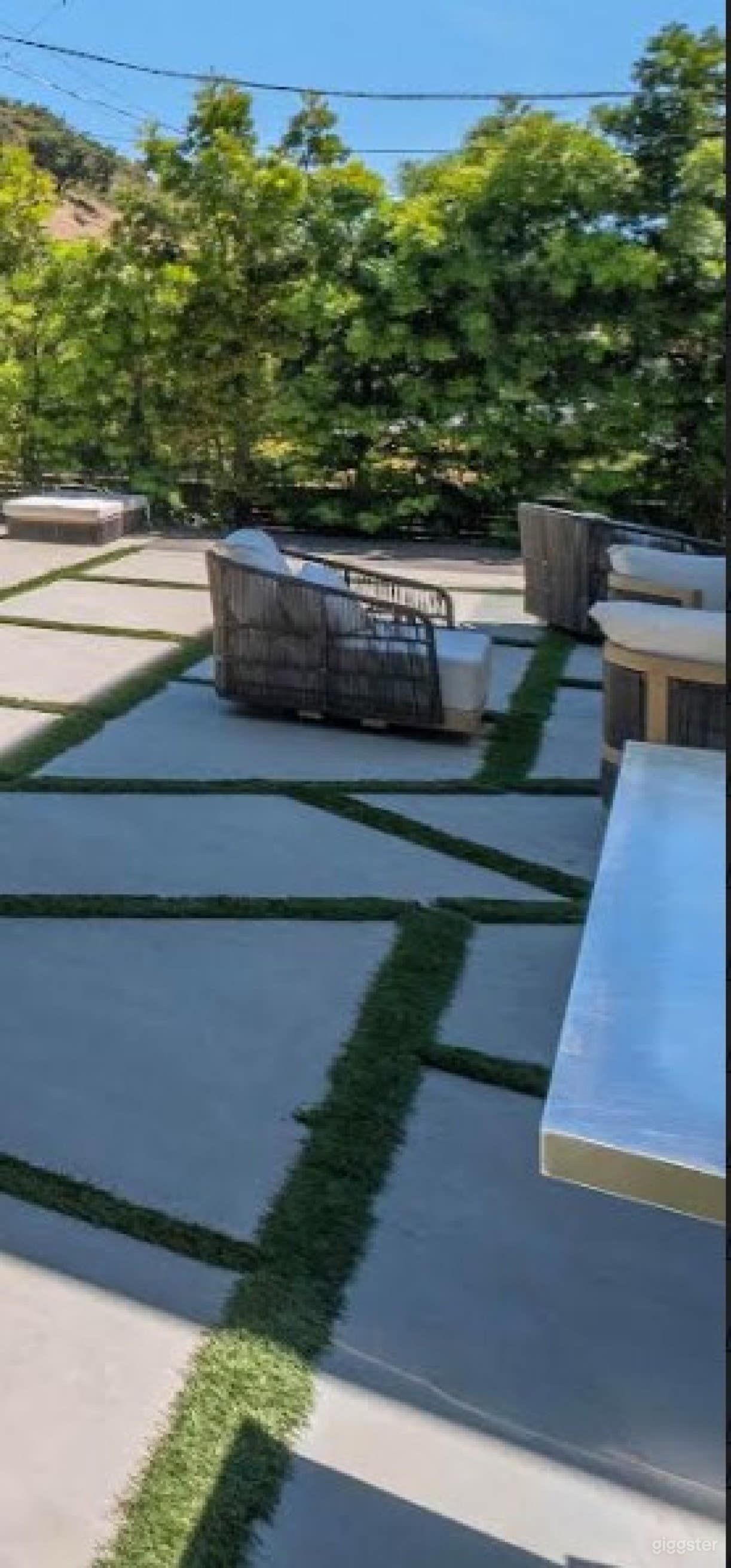 Your Dream Backyard Event Venue Photo 4