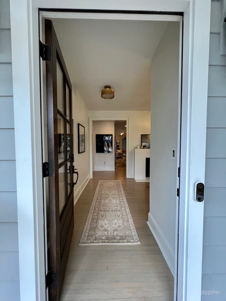  Modern Craftsman Home 