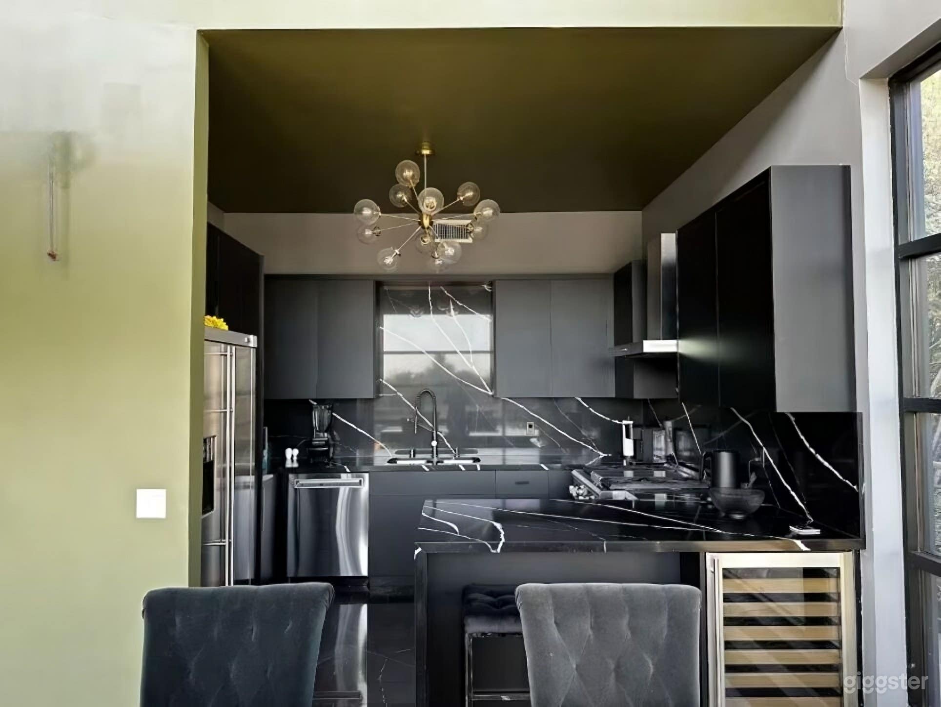 Stylish Hillside Home with City Views Photo 2