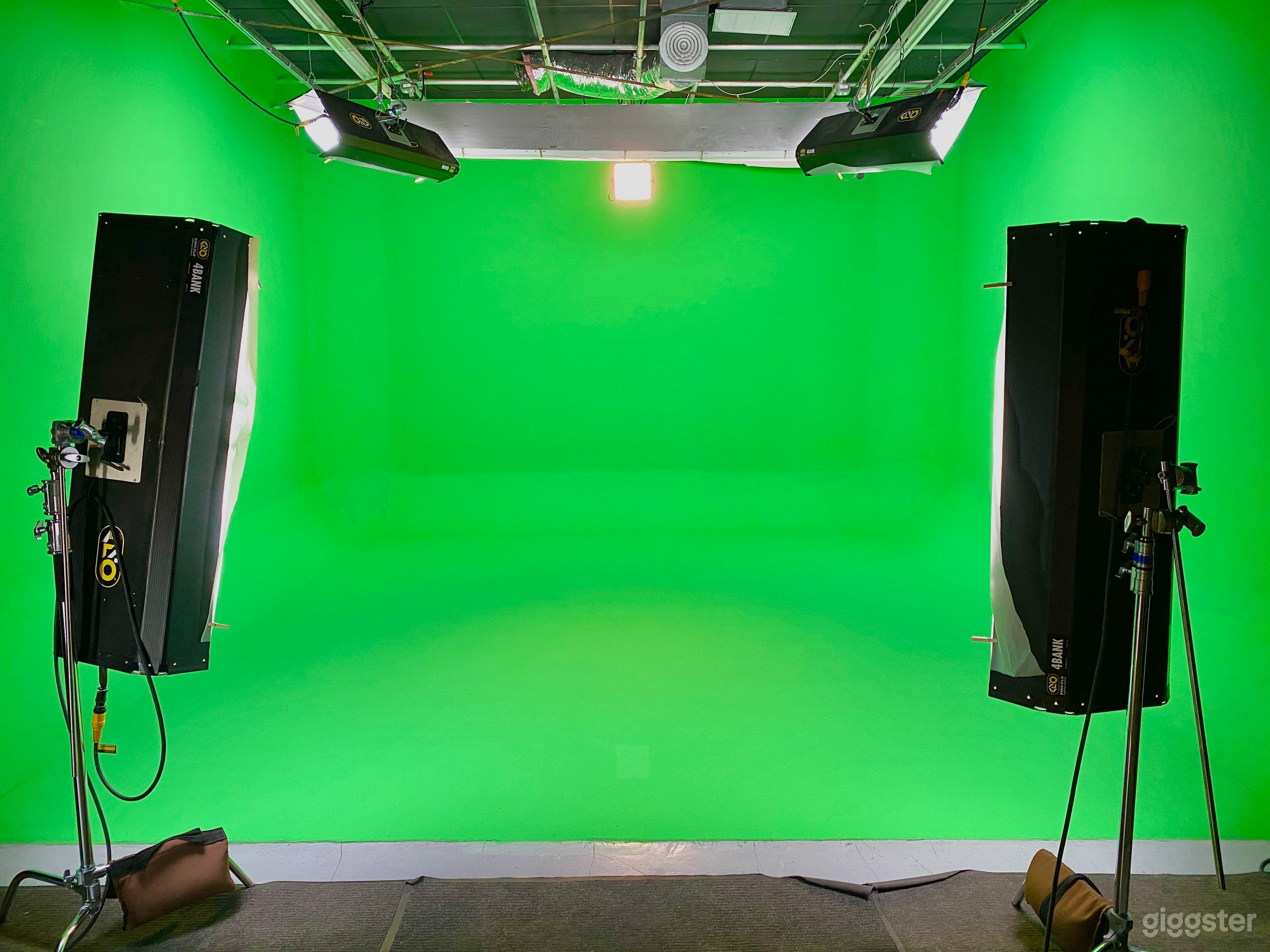 Yes the floor is green