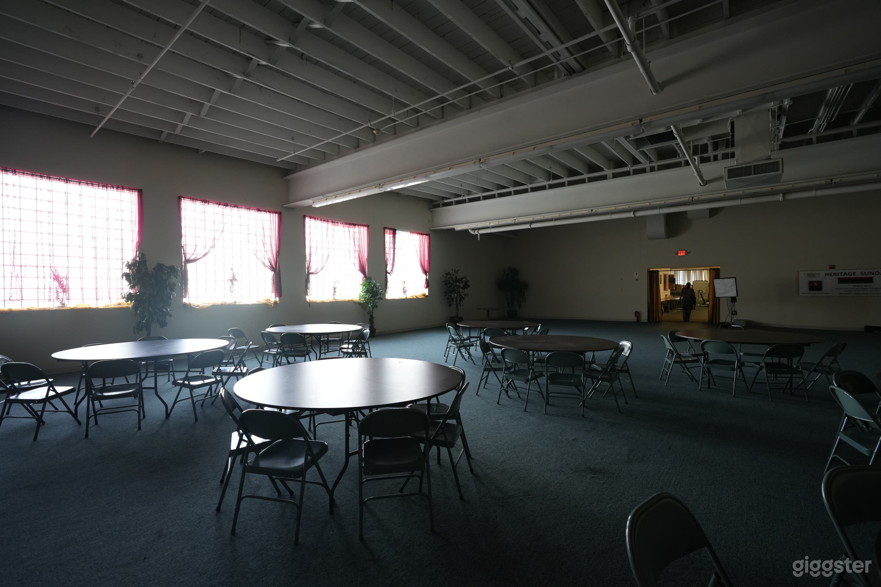 80s Office with Retro Design and Large Workspace Photo 2