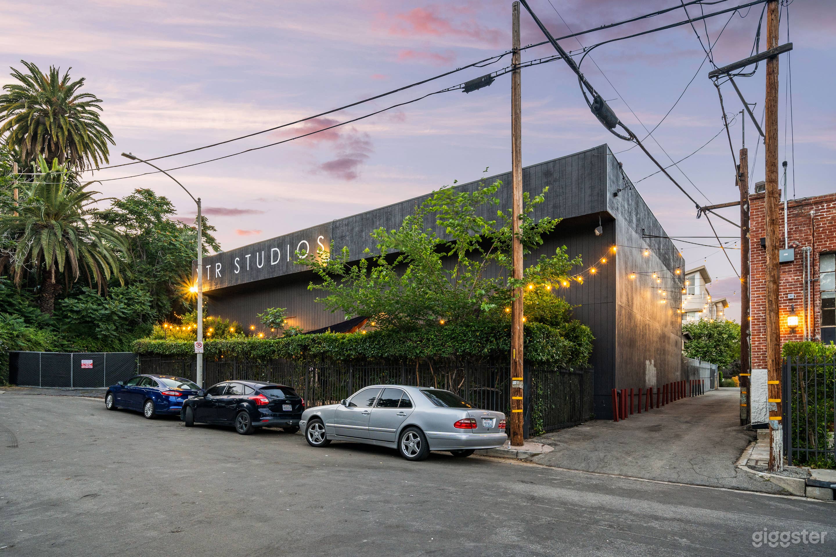 ECHO PARK CUBAN NIGHTCLUB SOUND STAGE Photo 1