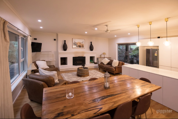 JACUZZI &amp; WINDMILL LODGE COMBINED Photo 3