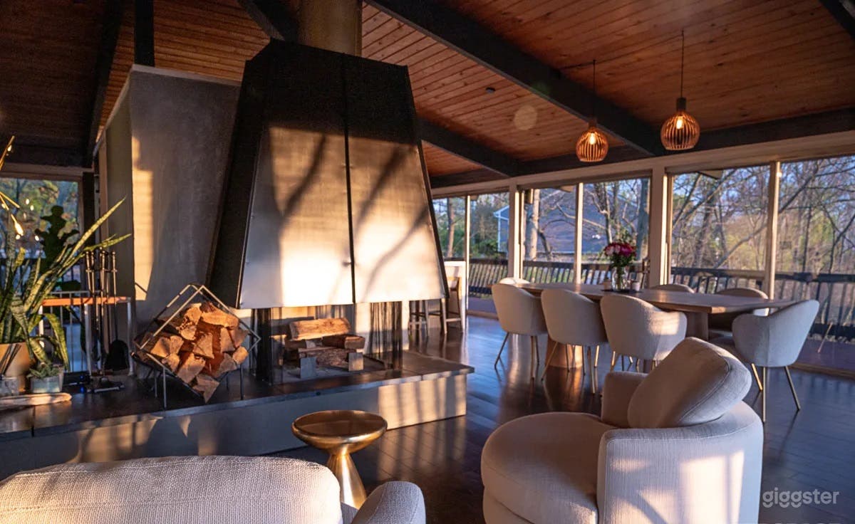 Stunning Panoramic Hudson River View Event Space Photo 4