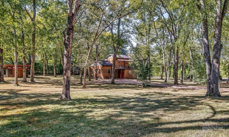  Wooded Mid Century Art Deco Home in East Nashville 