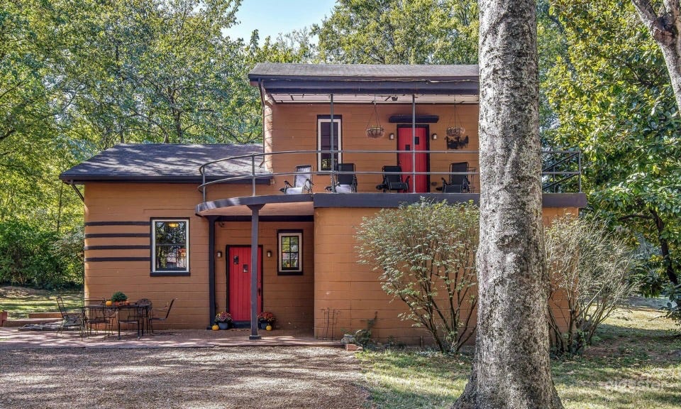 Wooded Mid Century Art Deco Home in East Nashville Photo 2