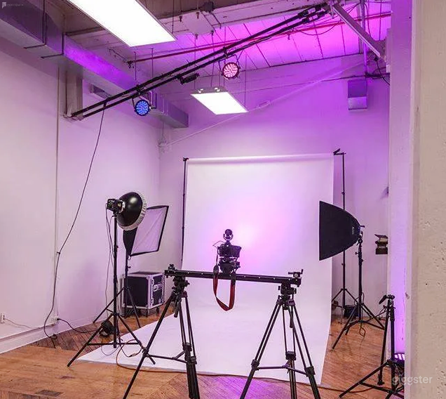 New England's Premiere Creative Studio Photo 4