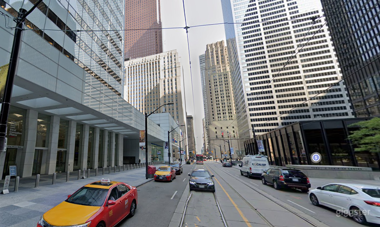  Window Office with Skyscraper view 