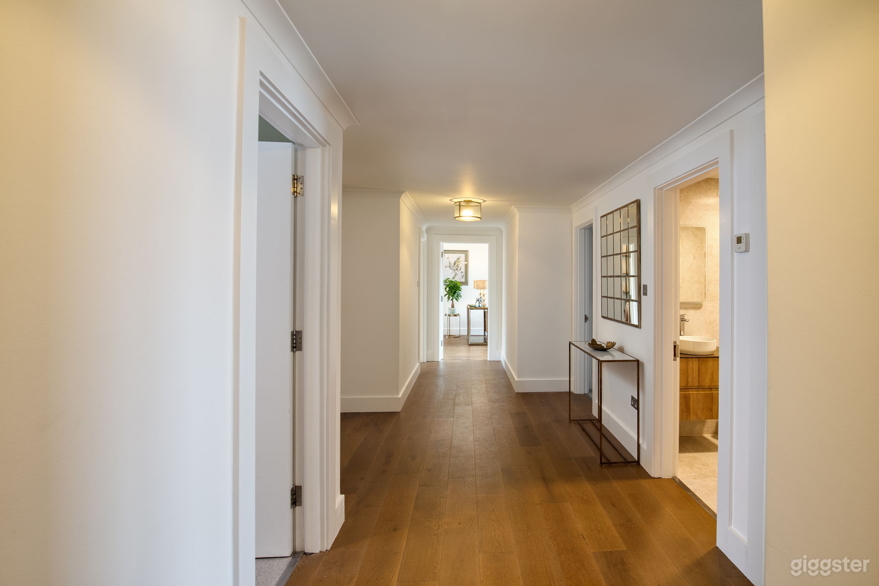 3 Bed Apartment - The Mezzanine #22 Photo 4