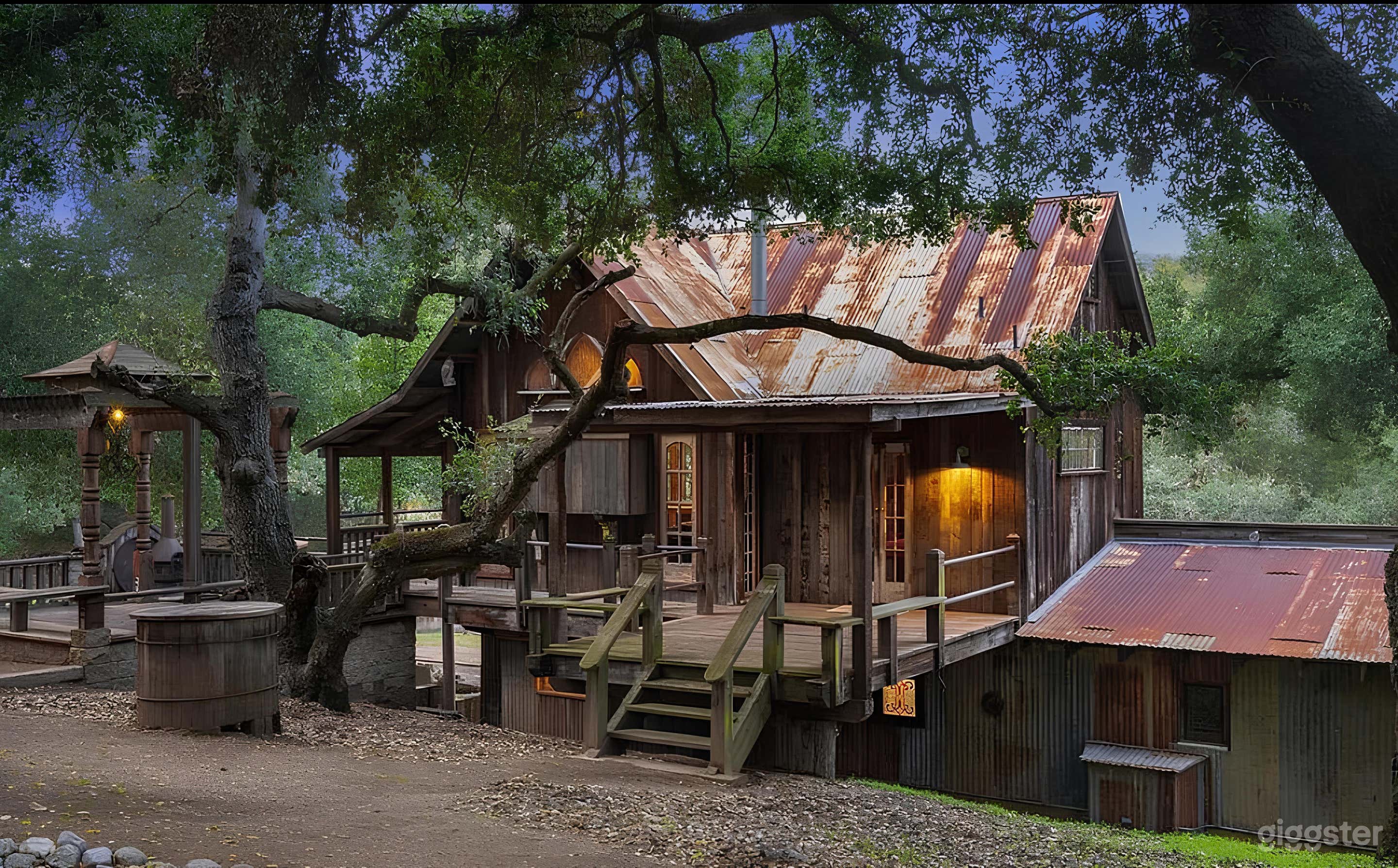 Rustic Elegance: 5 Acre Wooded Historic Temecula Event Ranch Photo 3