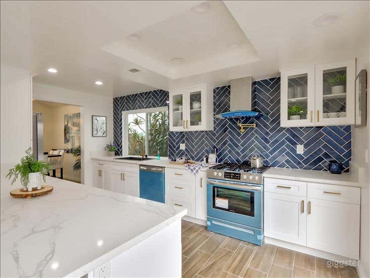 Beach House - Huntington Beach Photo 2