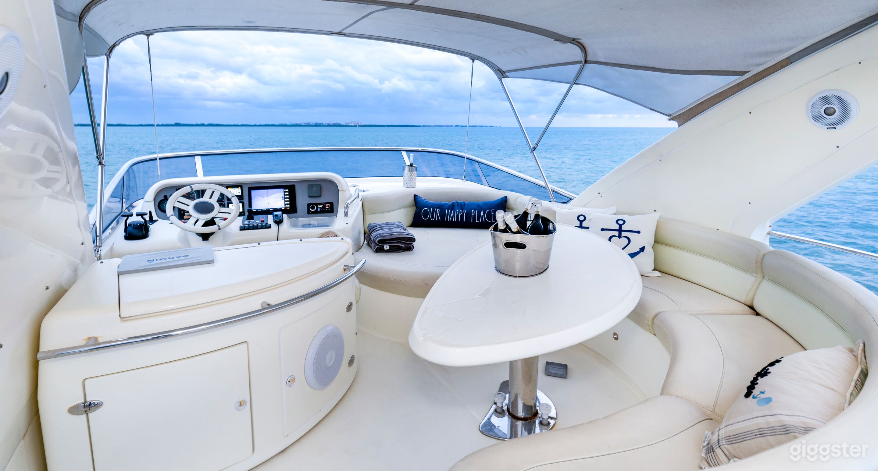 57' Azimut Yacht Photo 2