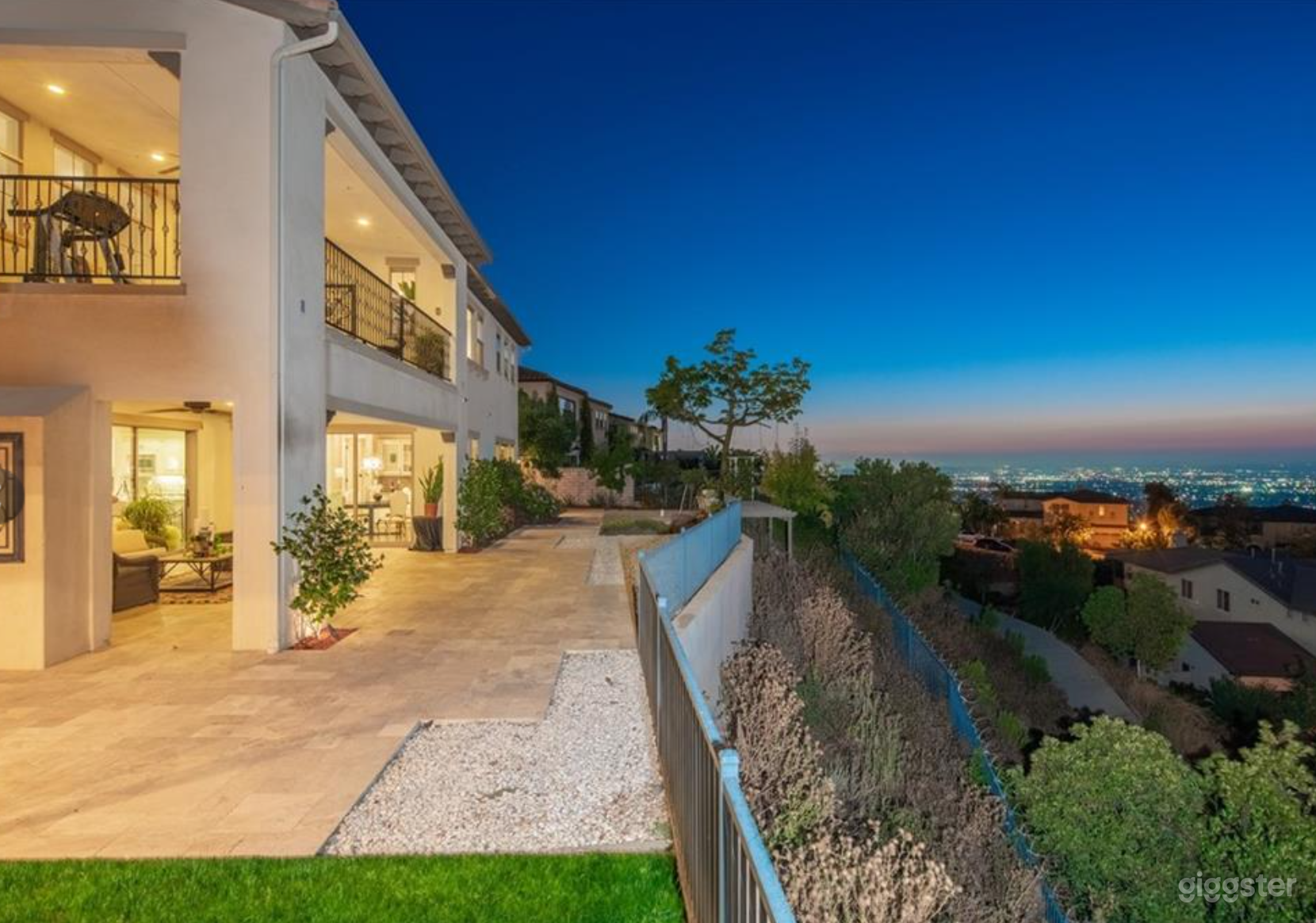 Cinematic View Estate | Luxury Stay + Photoshoot Location Photo 4