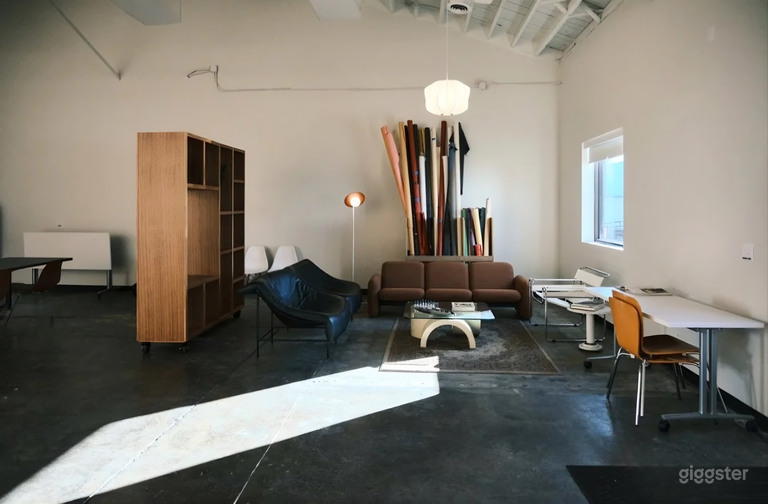  Premium Nashville Studio w/ Cyc Wall & Lighting Grid 