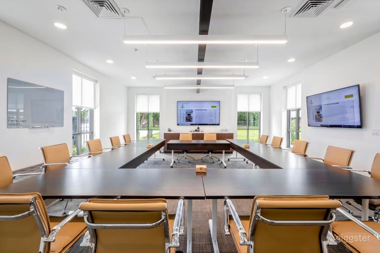  Modern Mid-City Venue with Multiple Spaces Buyout 