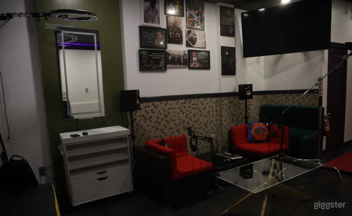 Out The Woods Studio Photo 3