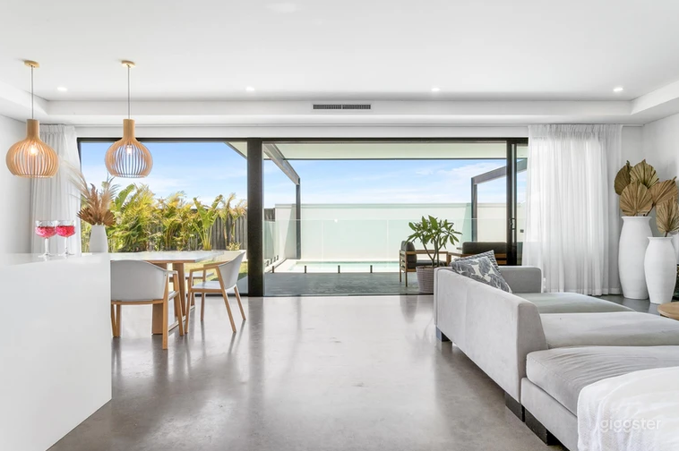 Versatile and Unique Villa Photo 2