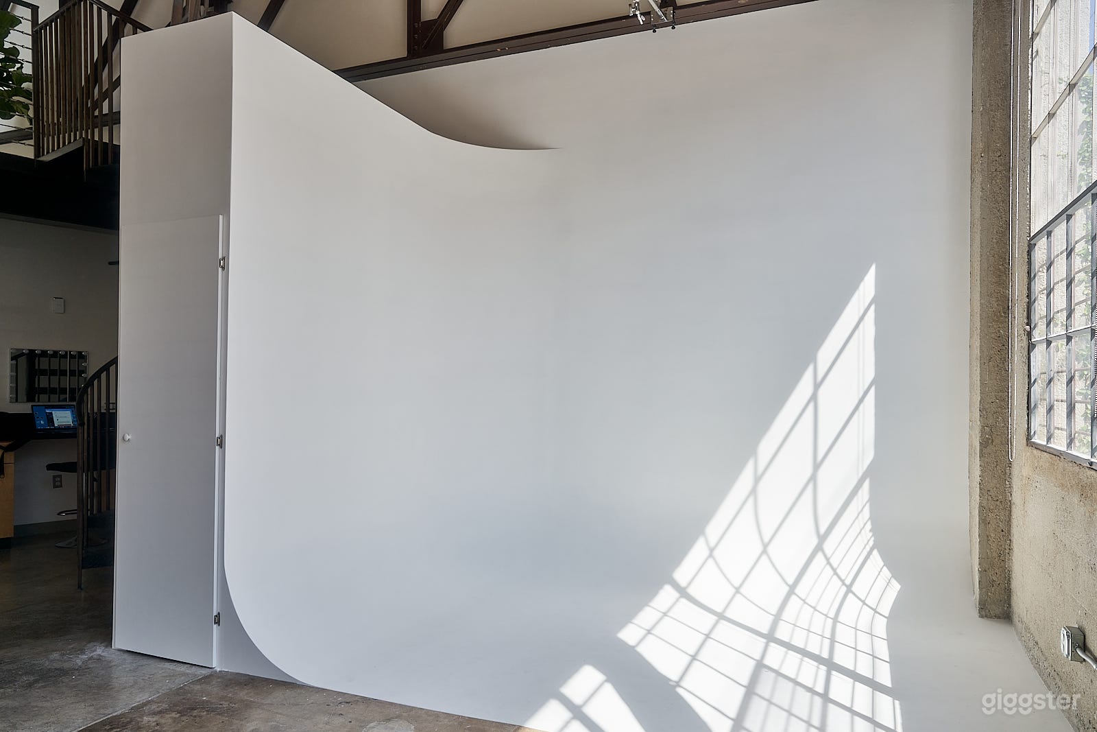 Natural Light Studio Loft with Cyc Wall Photo 2