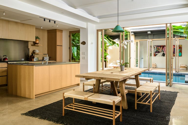  Tulum meets Bali in Venice 