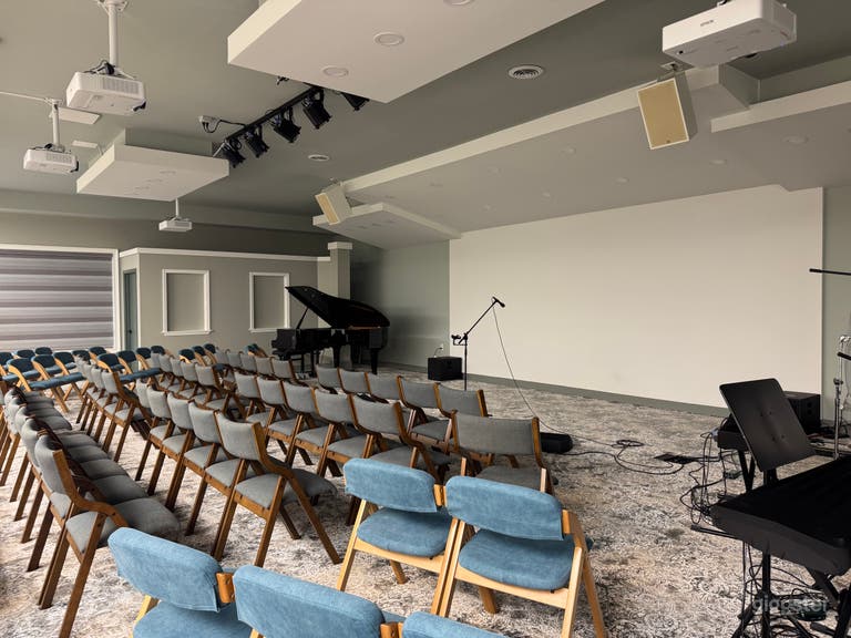  Space where artists and audiences breathe as one. 