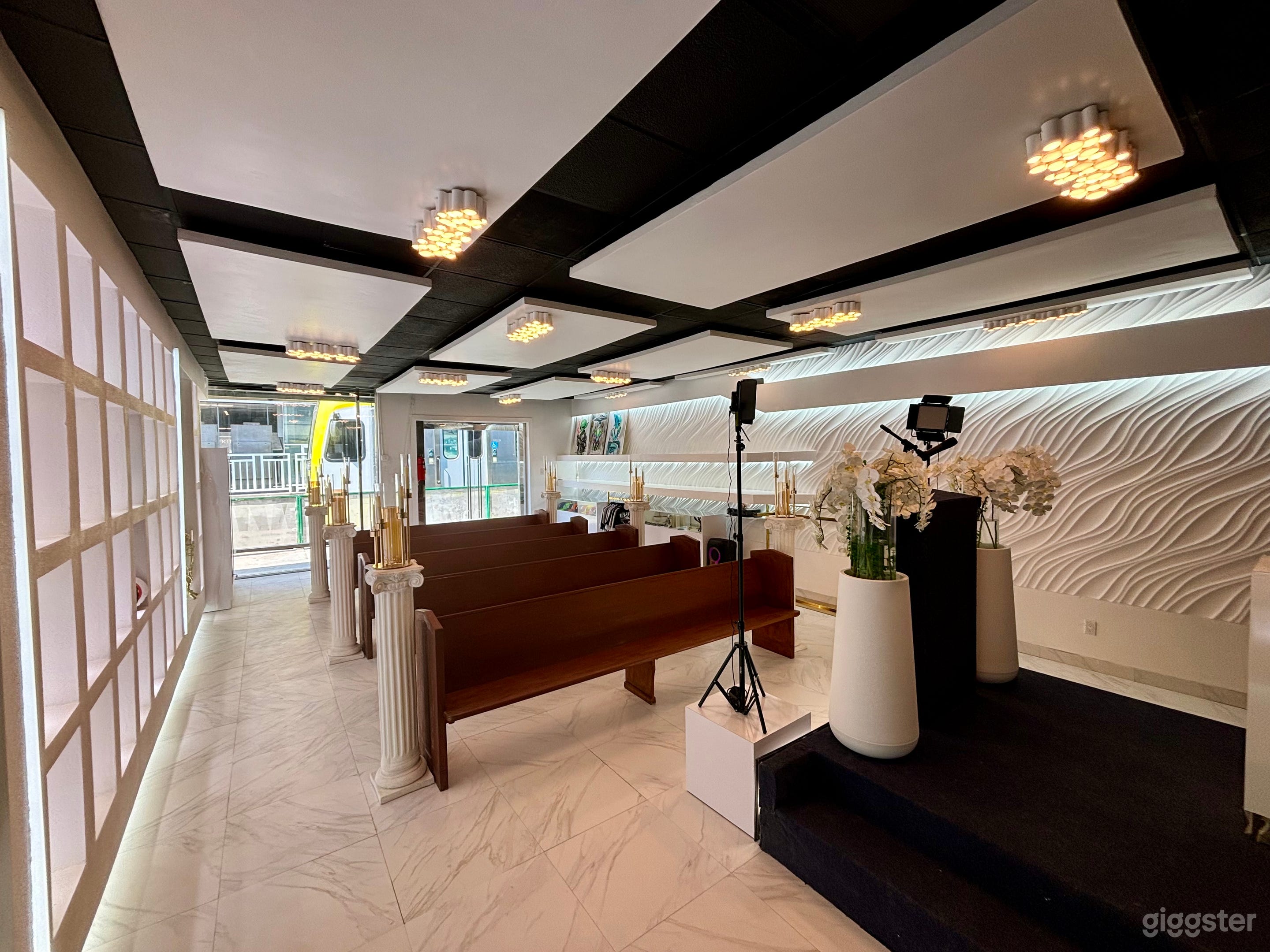 DTLA Gallery/Studio/Church Photo 4