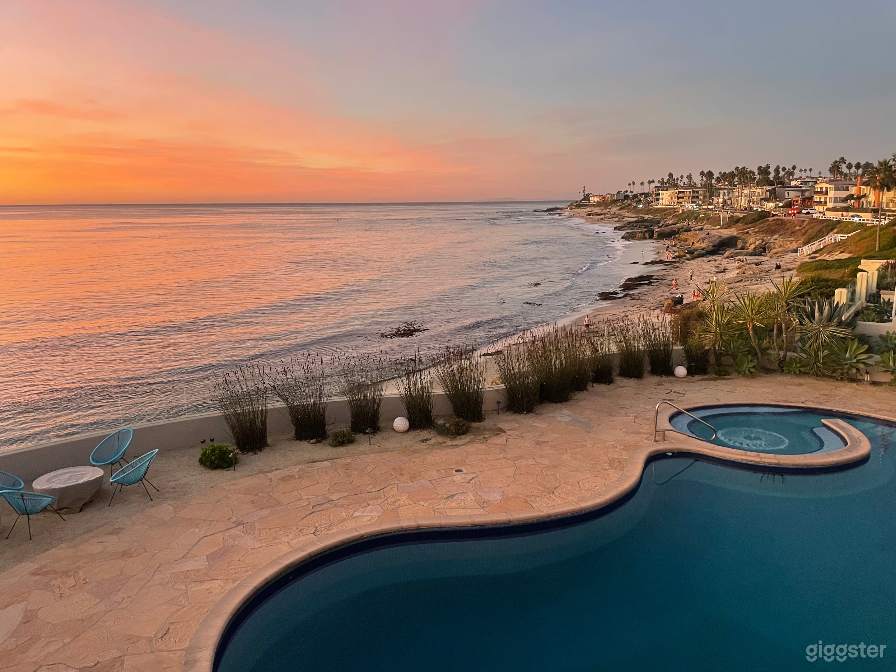 La Jolla Oceanfront Escape at Windansea Beach Photo 2