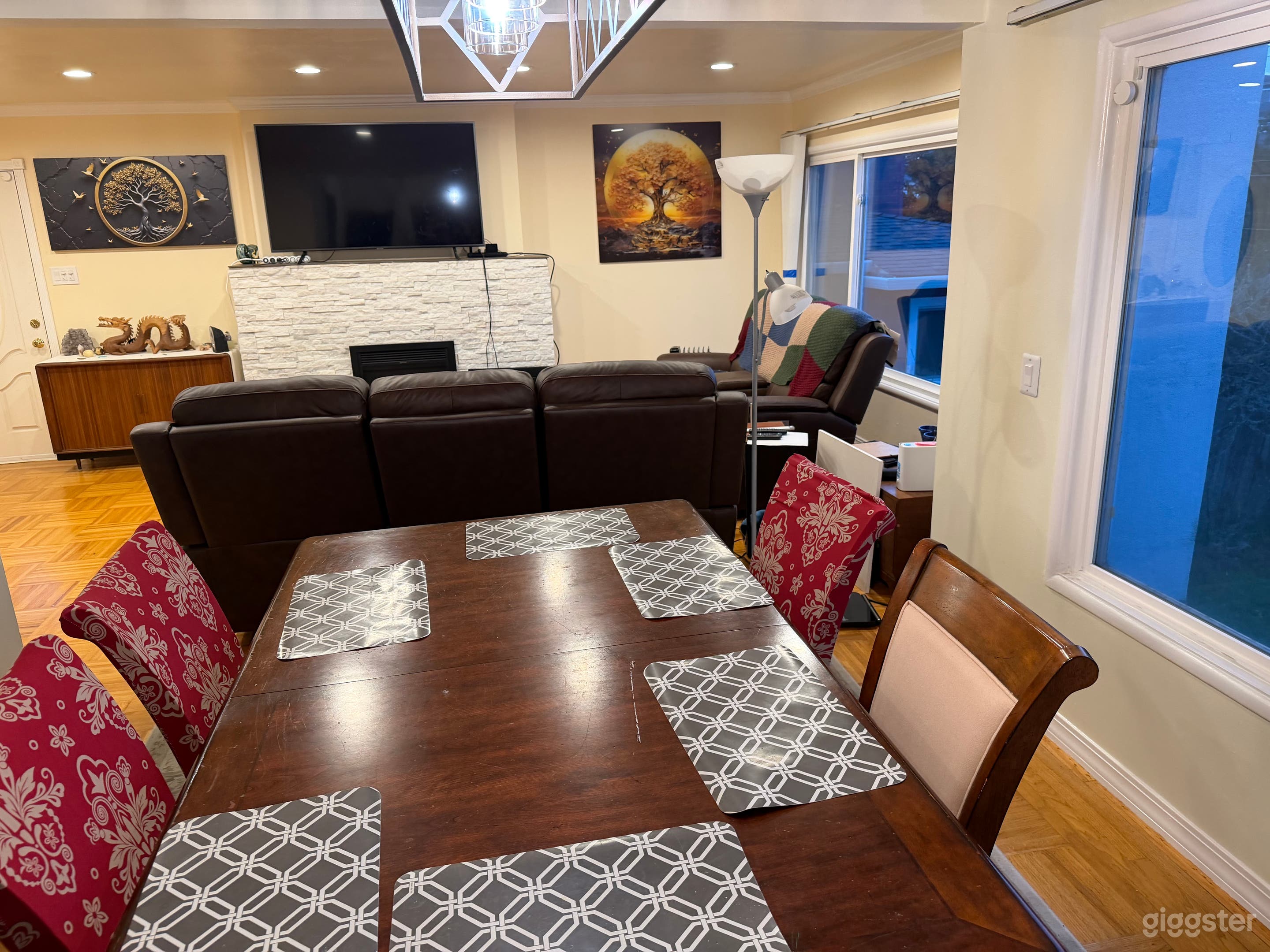 Dragon & Gold Intention Space Photo 1