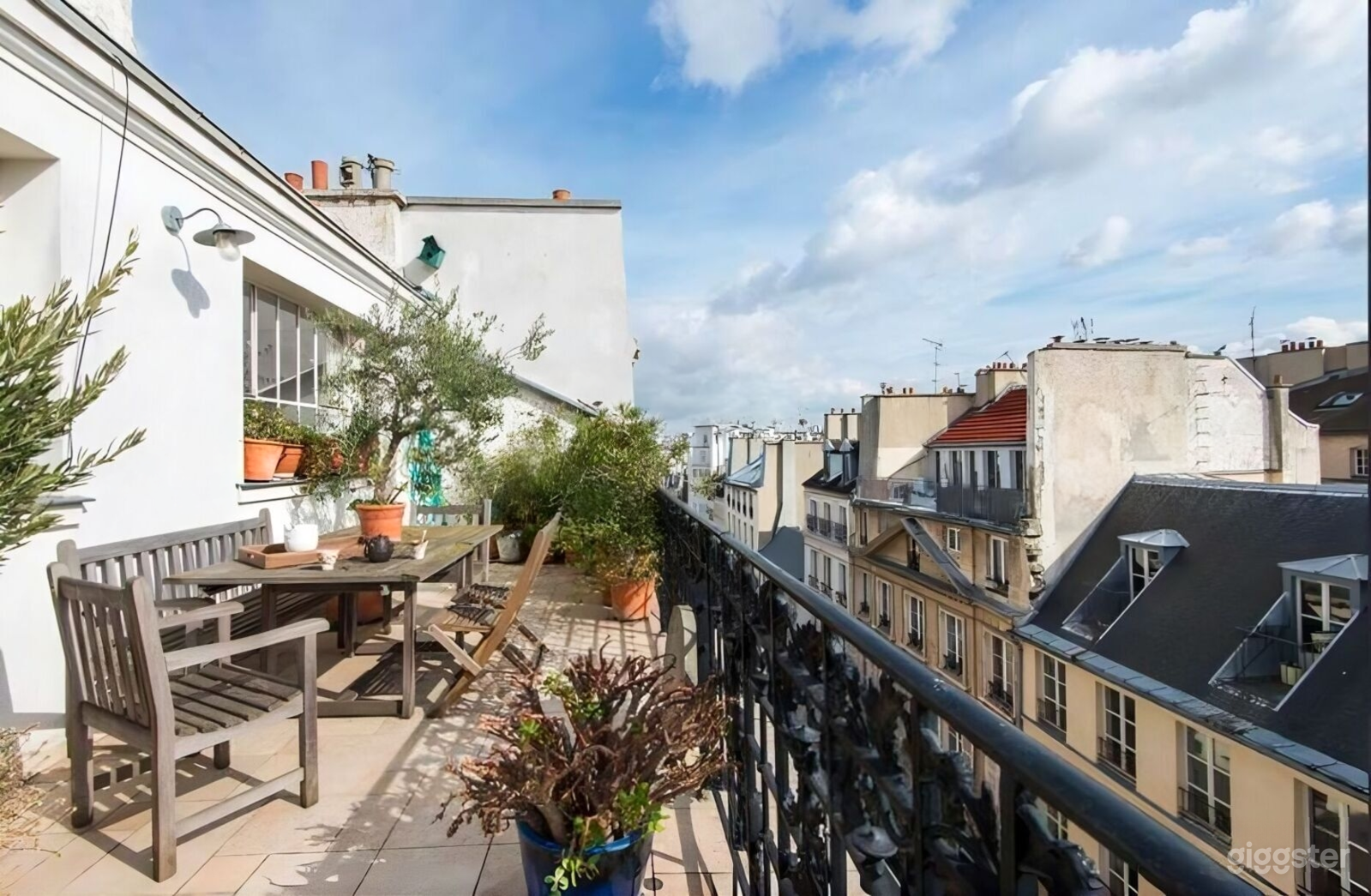 Photo de Loft d'artistes dans le Marais 2