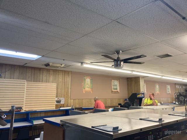  Classic Boutique Coin Laundromat 