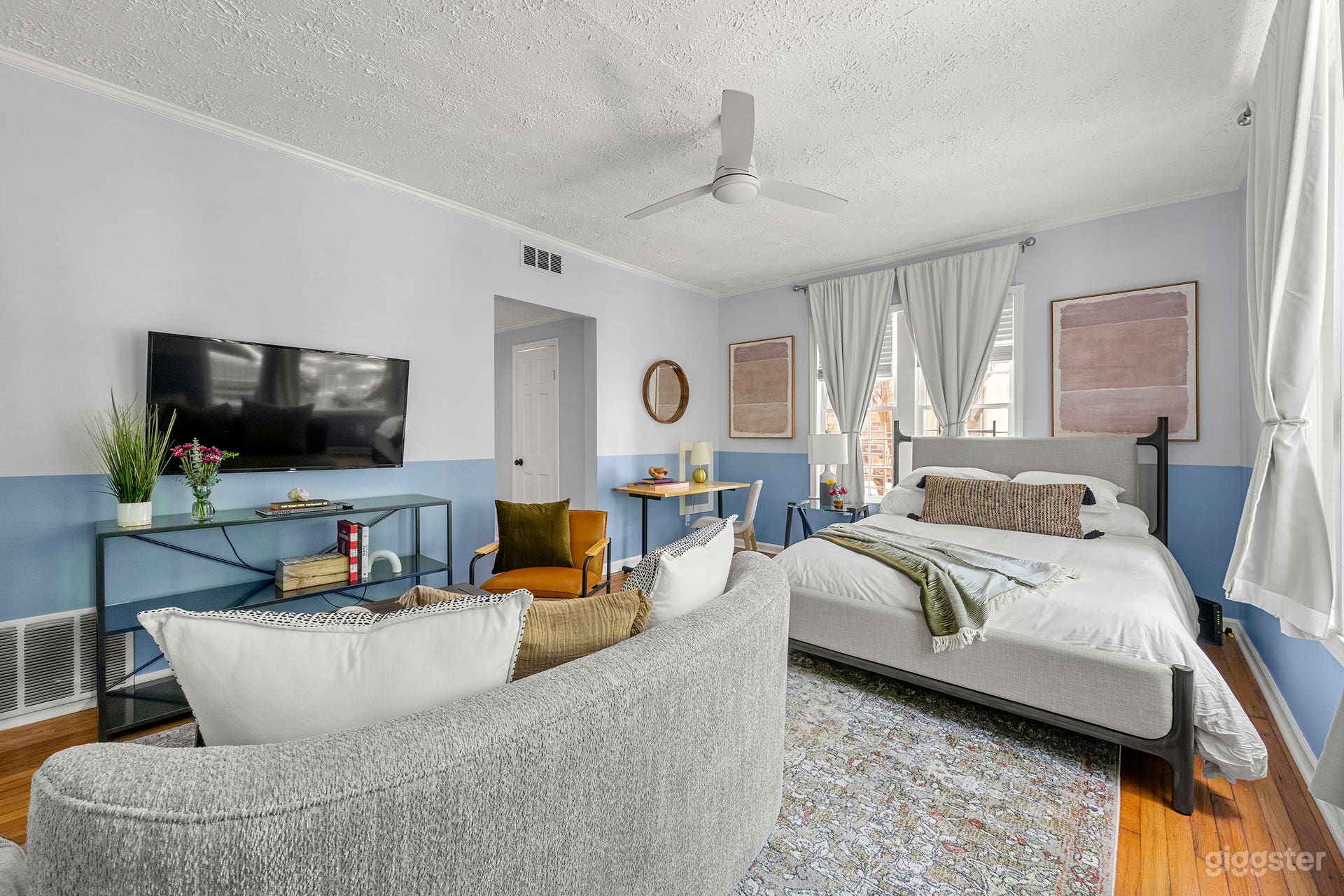 Parkfront Breeze - NEW Studio in Atlanta Photo 1