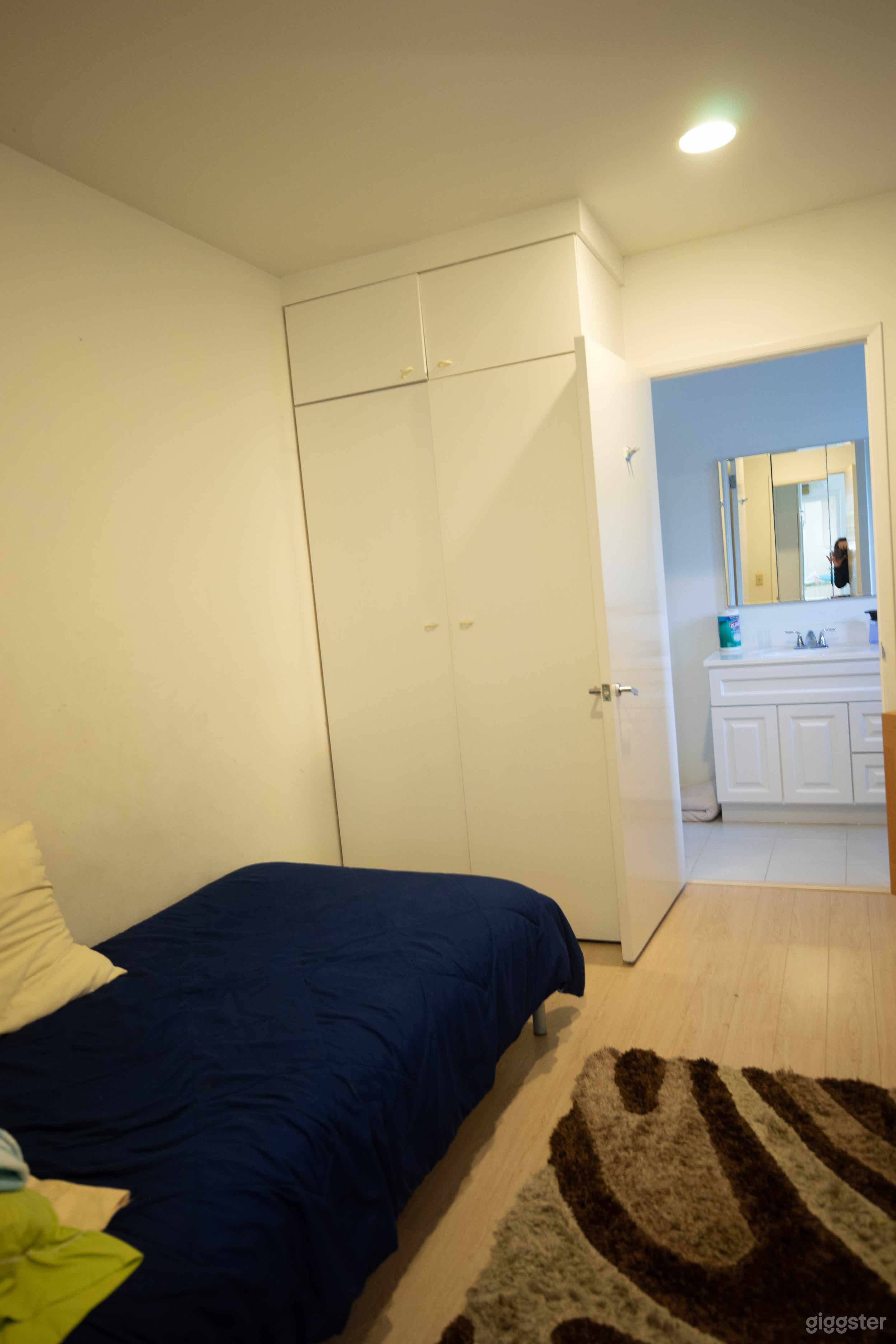 Beautiful Light Mansion in Beverly Hills Photo 3