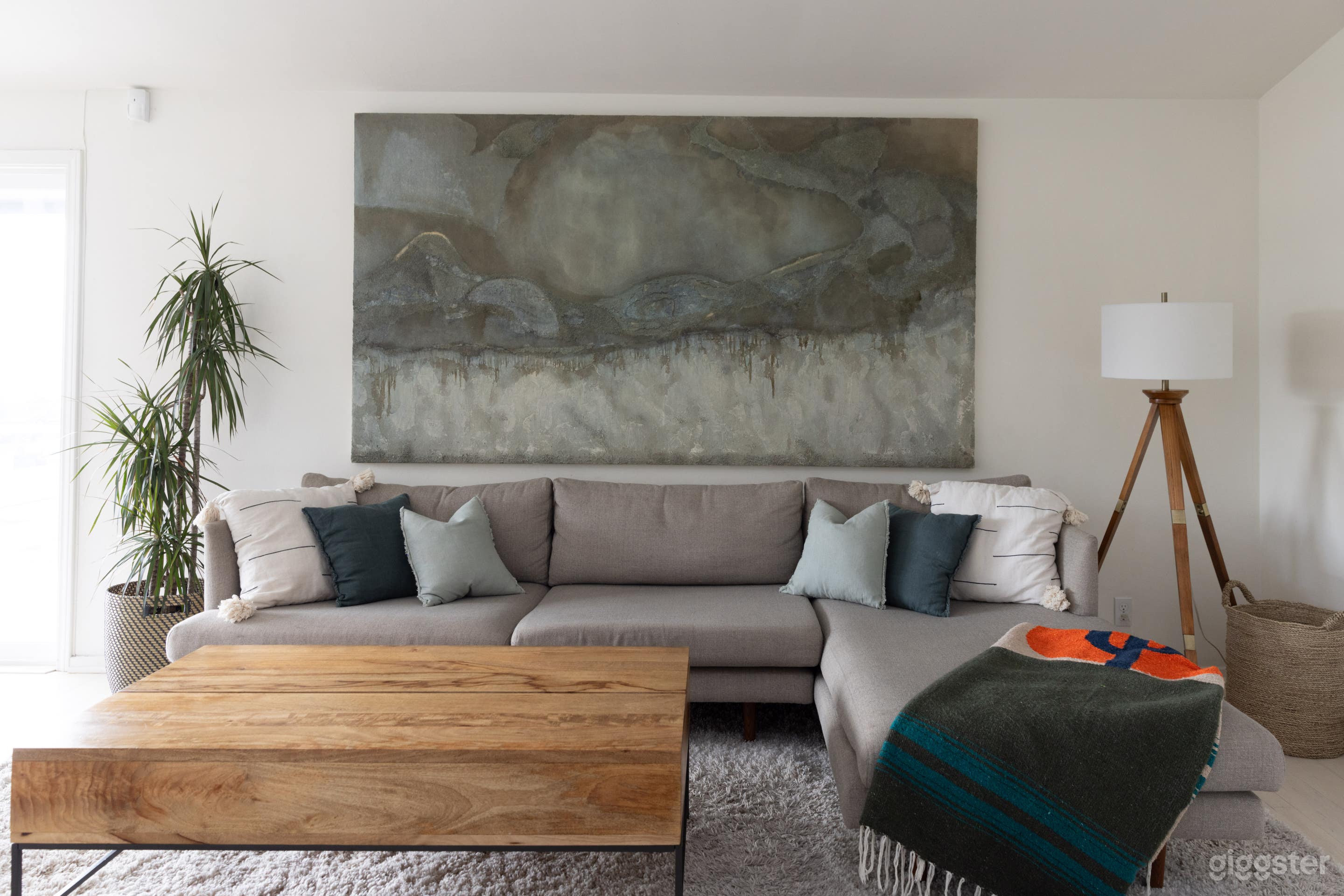 Midcentury Modern Beach Home Photo 4