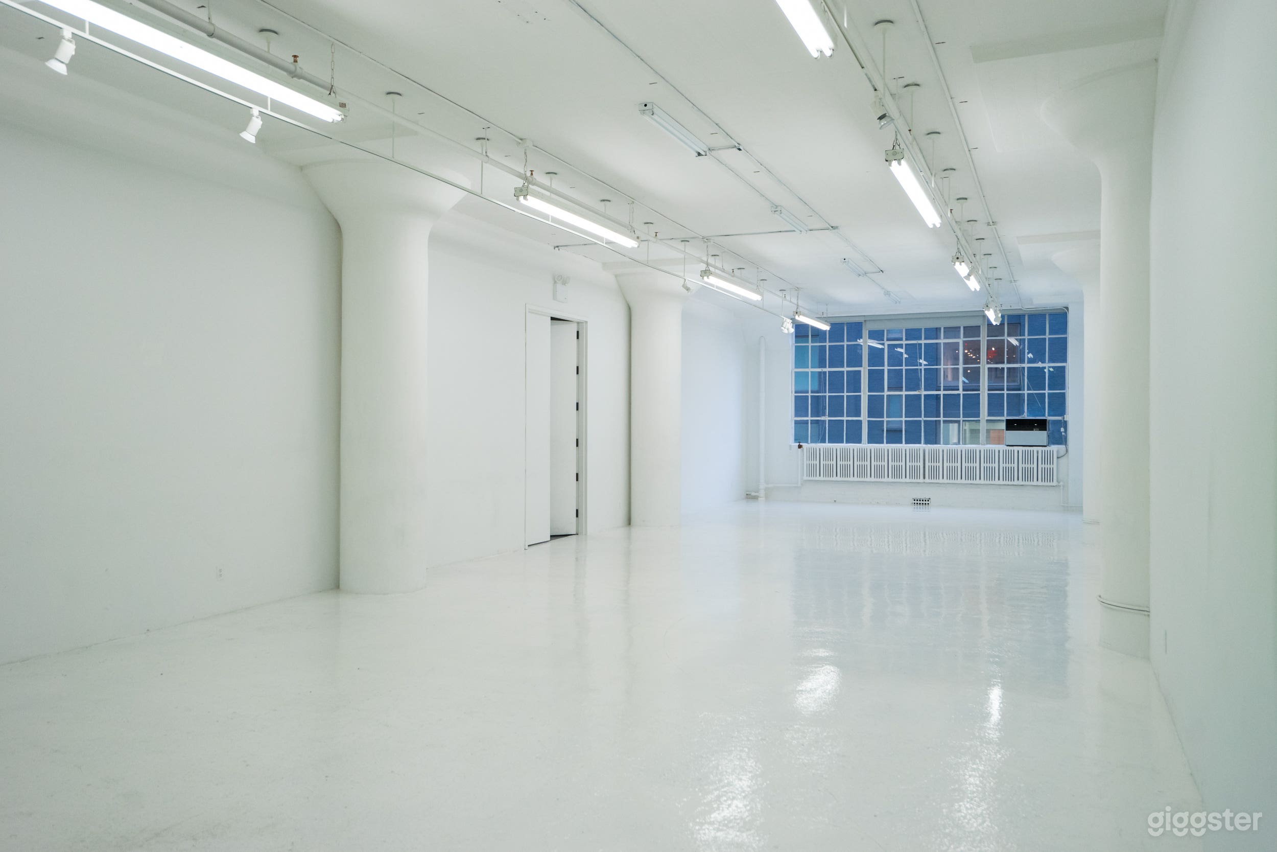 Creative space in Chelsea art district Photo 1