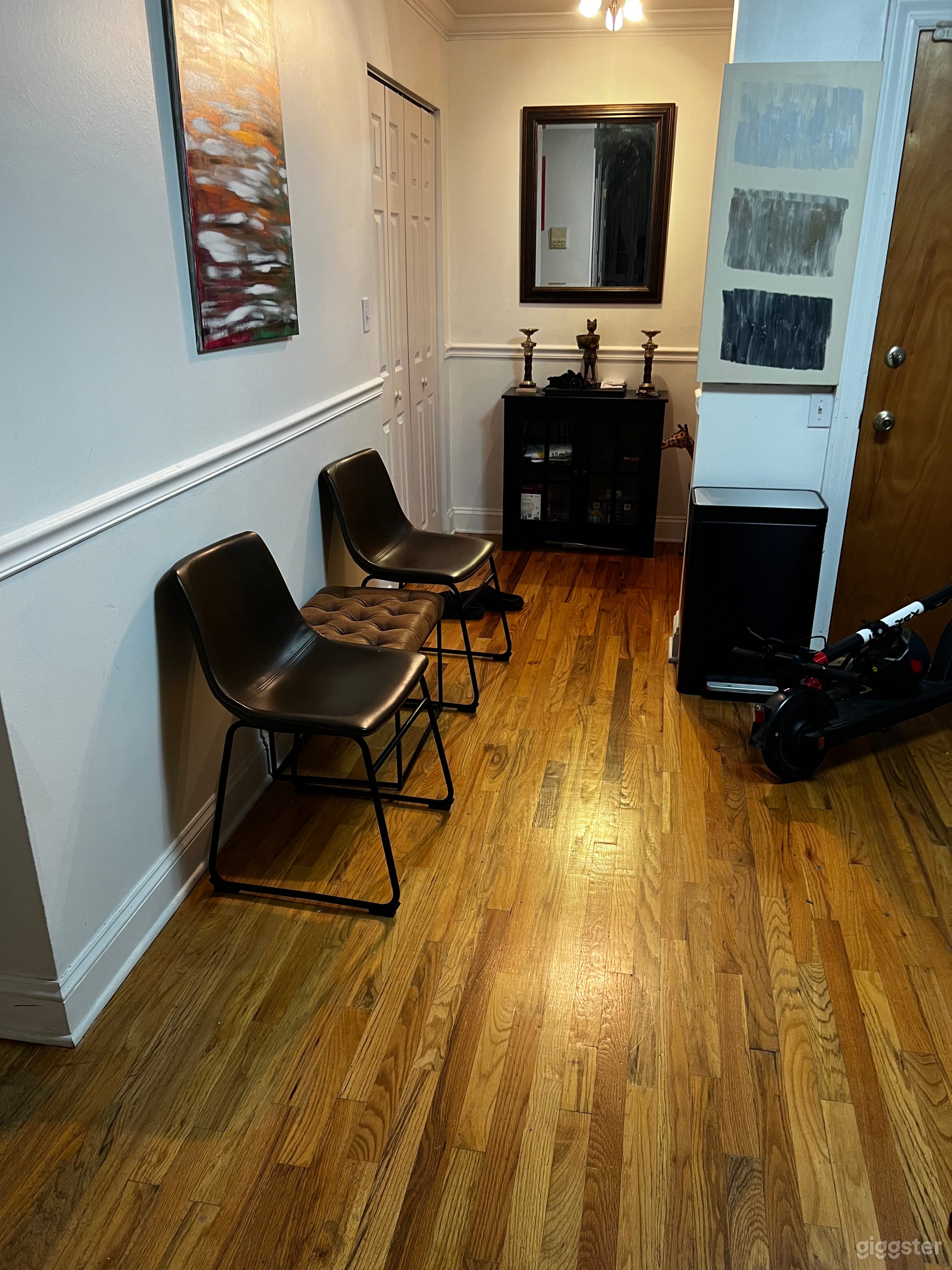 Artist House dance painter writer Photo 2