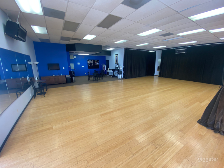  Austin Uptown Dance Studio 