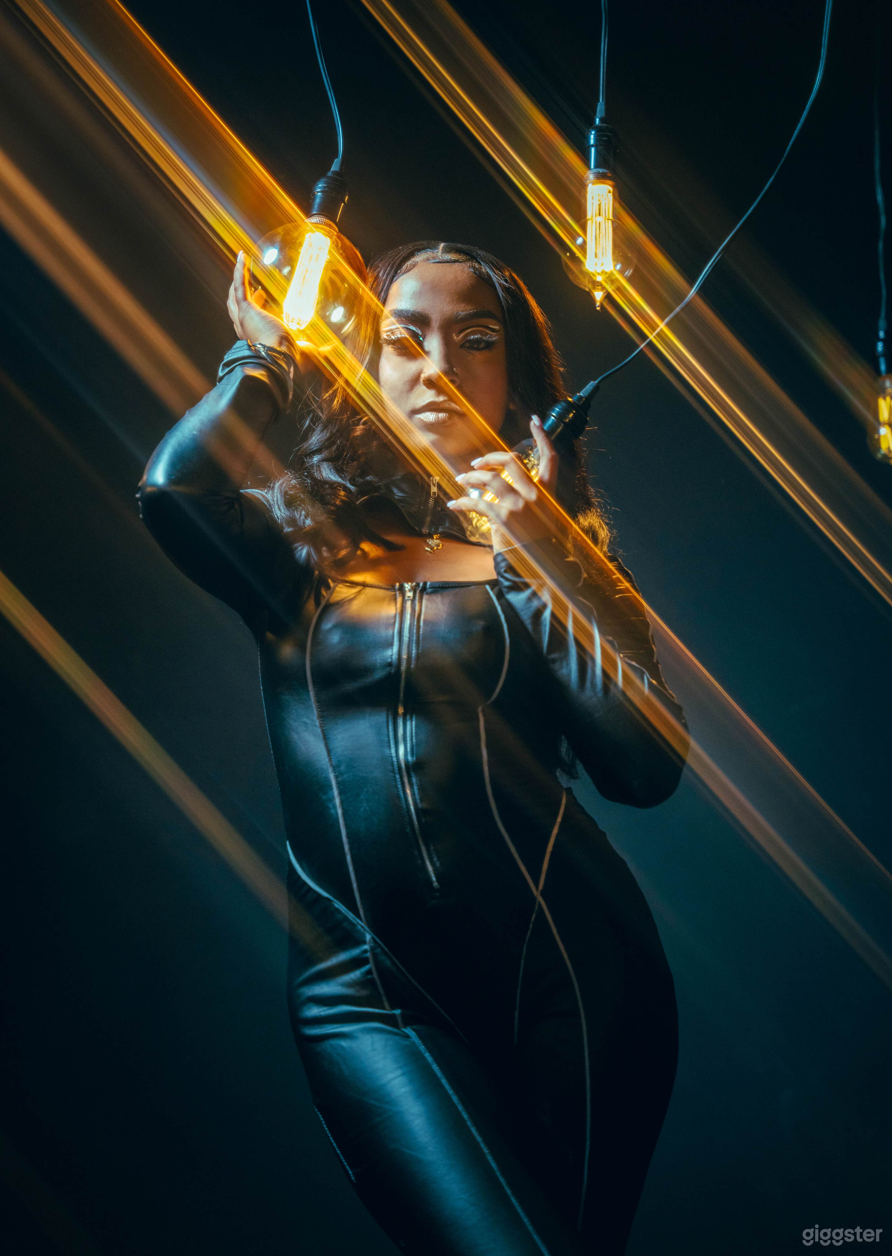 *NEW* Multi Set Production Studio Photo 4