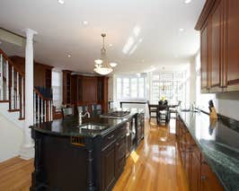  Scenic Victorian Mansion in Montclair, NJ 