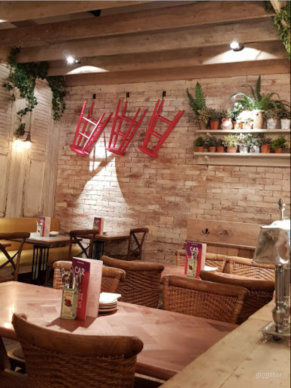  Vibrant and Dynamic Spanish Restaurant in Bath 