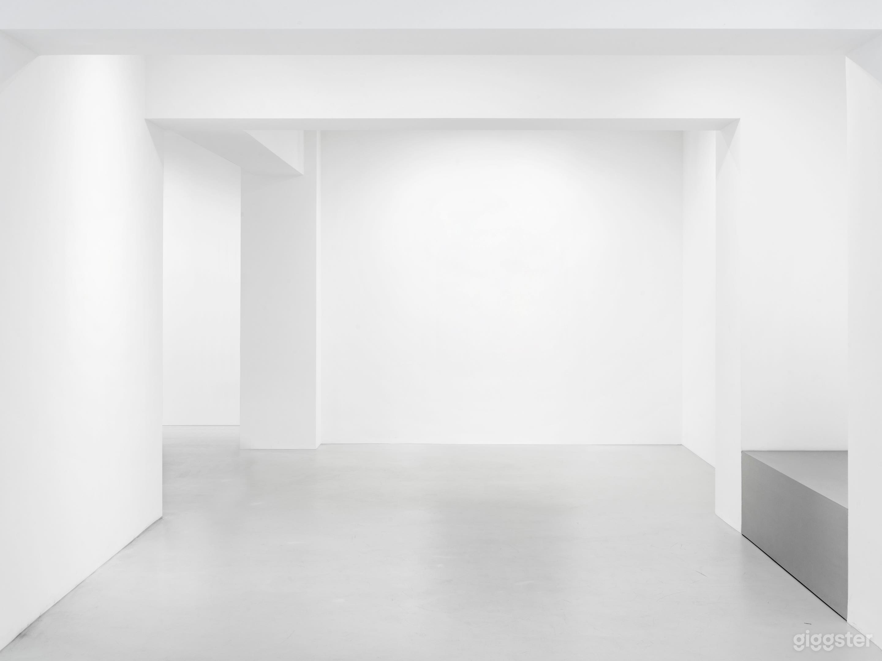 Kunstgalerie für Events, Fotoshootings & Filmproduktionen Foto 3