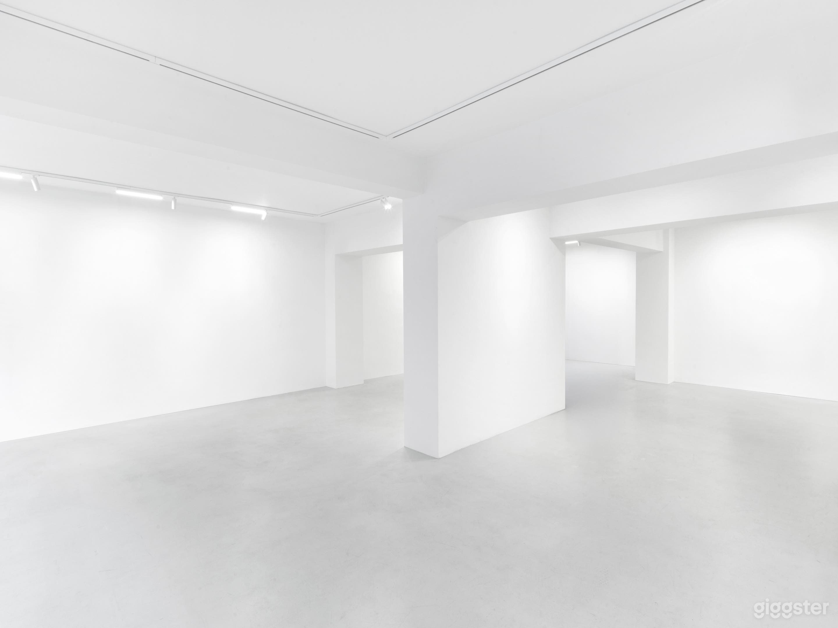 Kunstgalerie für Events, Fotoshootings & Filmproduktionen Foto 4
