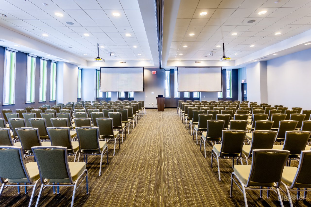 The Grandroom in Toronto Downtown Photo 1