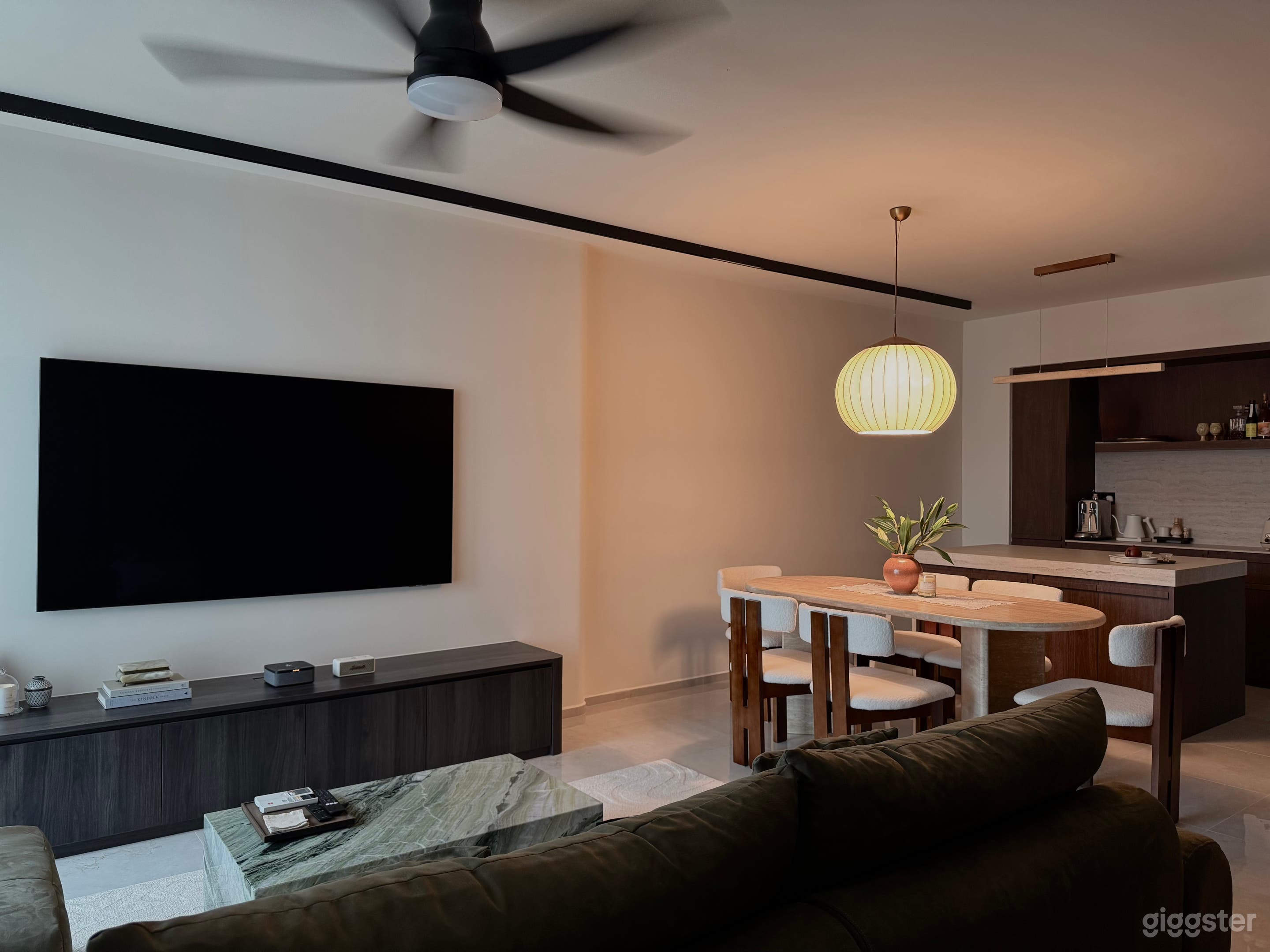 Japandi Minimalist Modern HDB Apartment, 5-Room Photo 2