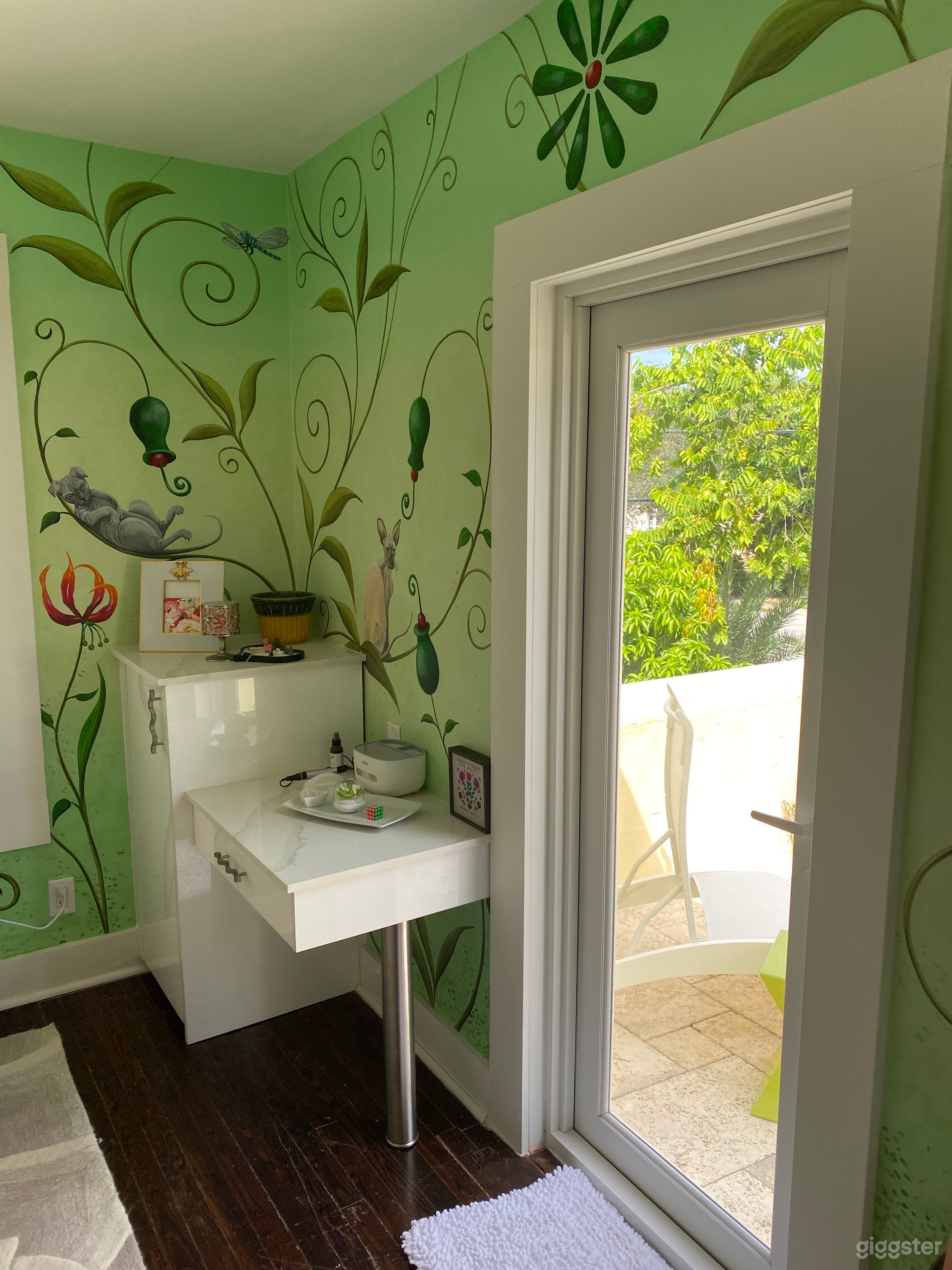 Whimsical Room with a Kitchenette, private terrace overlooking pool