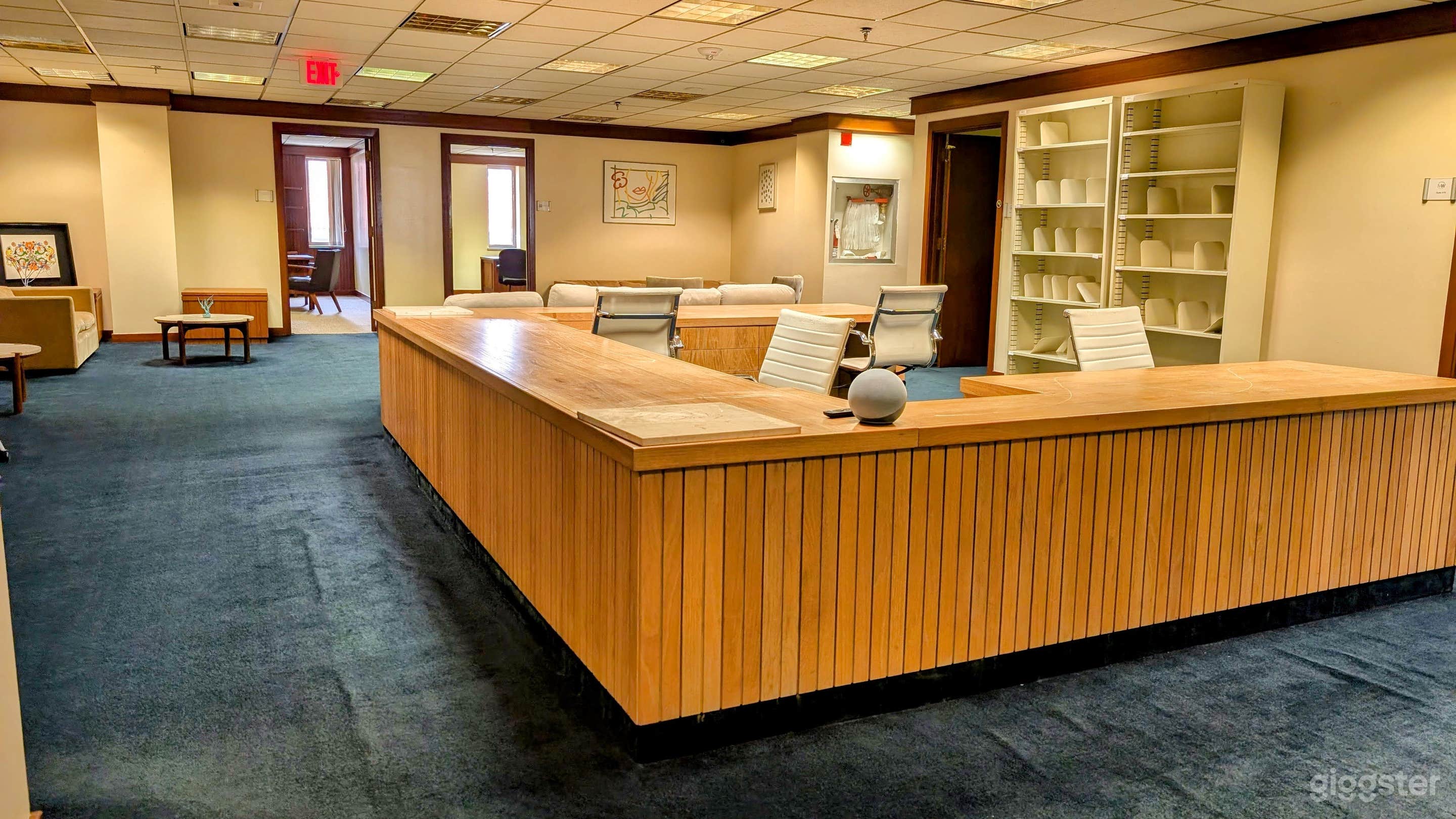 Downtown Miami Vintage Office - Retro Wing Photo 1